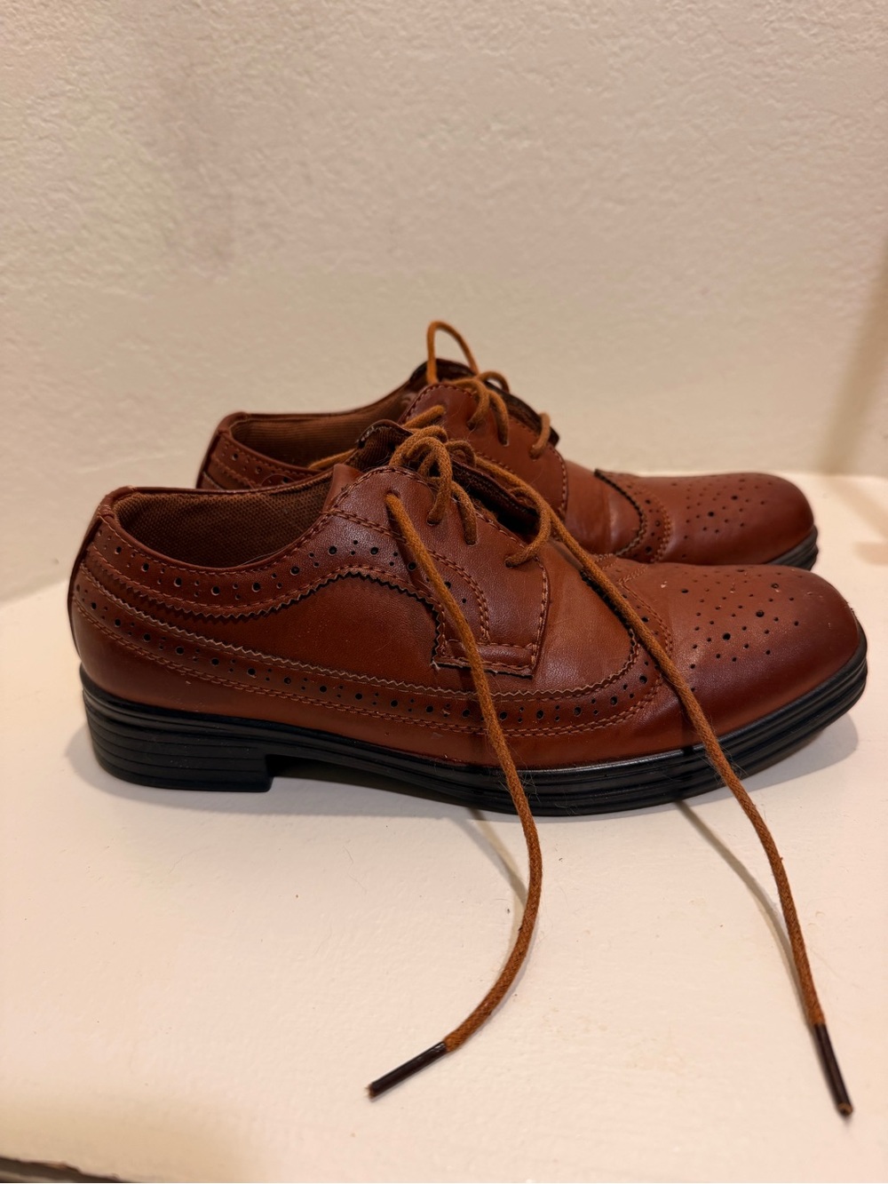 Deer Stags Boys' Brown Wingtip Dress Shoes